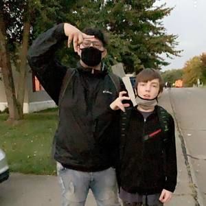 Meet your Posher, Samuel